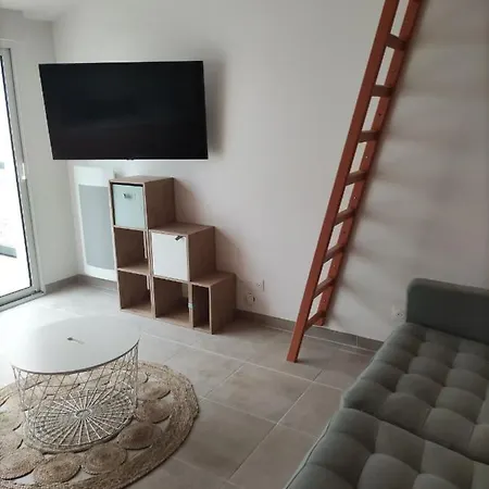 בית נופש Maison Avec Jacuzzi Proche Plages Avrillé