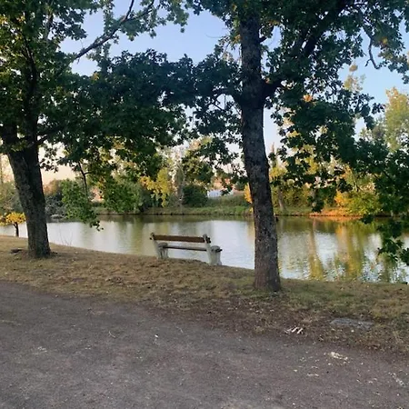 בית נופש Maison Avec Jacuzzi Proche Plages Avrillé